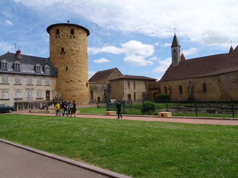 Le Chantemerle Climatise Briennon Rom bilde